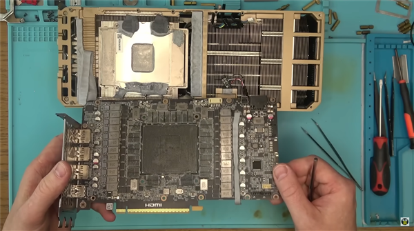 大智慧配资 最好别贪便宜！花了14000元买RTX 5090：GPU、显存全不见